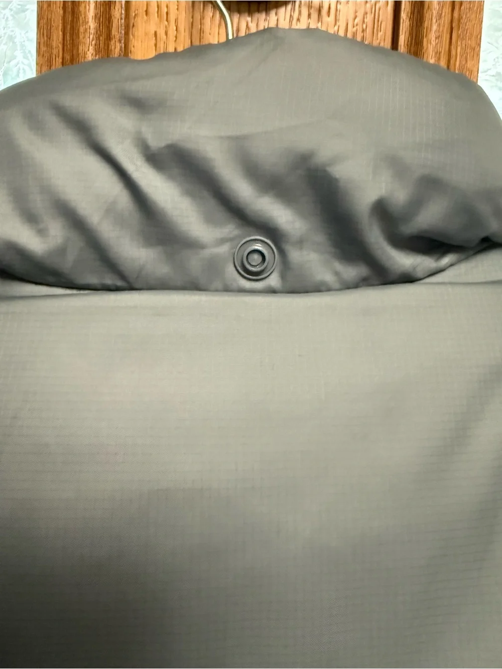 Helly Hansen Navy Gray Insulated Hooded Jacket